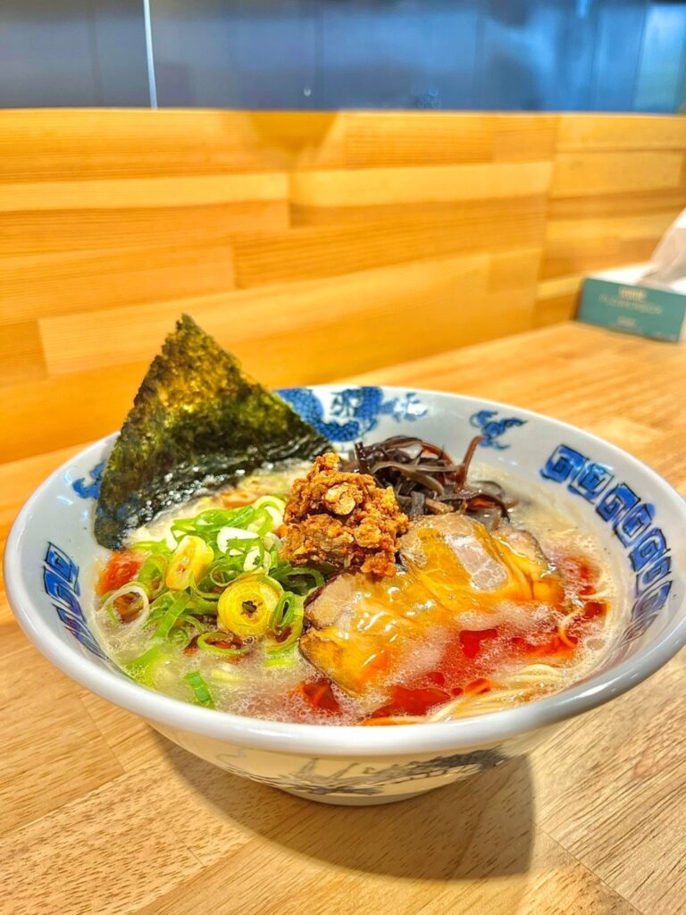 豚骨ラーメン　赤